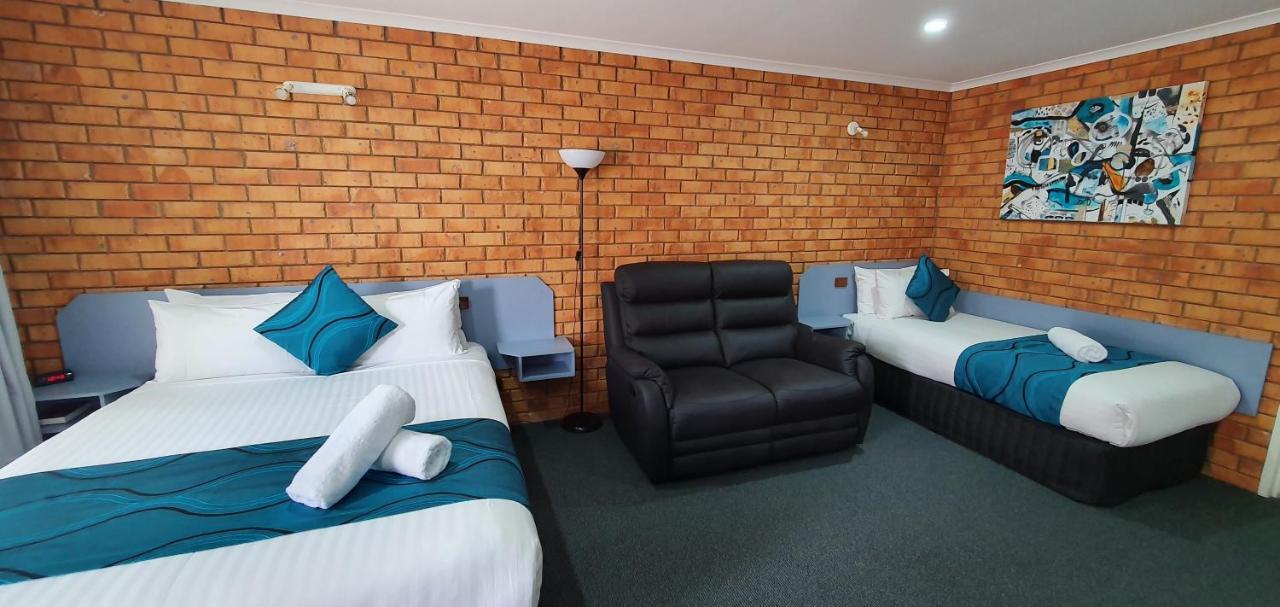 Centrepoint Motel Deniliquin Exterior foto