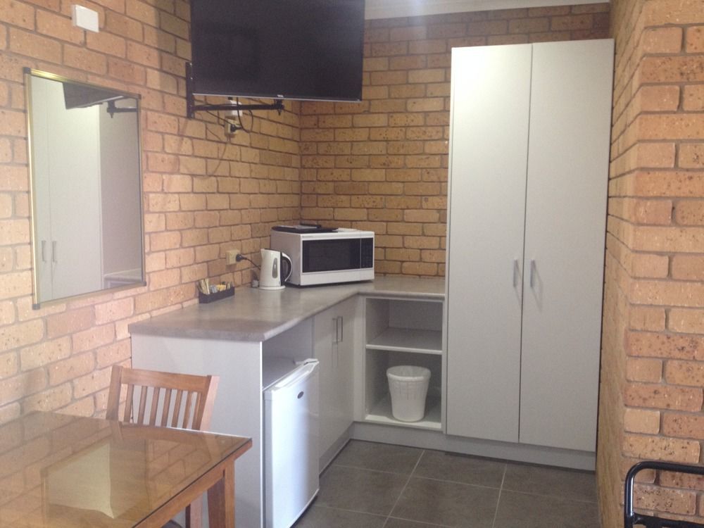 Centrepoint Motel Deniliquin Exterior foto